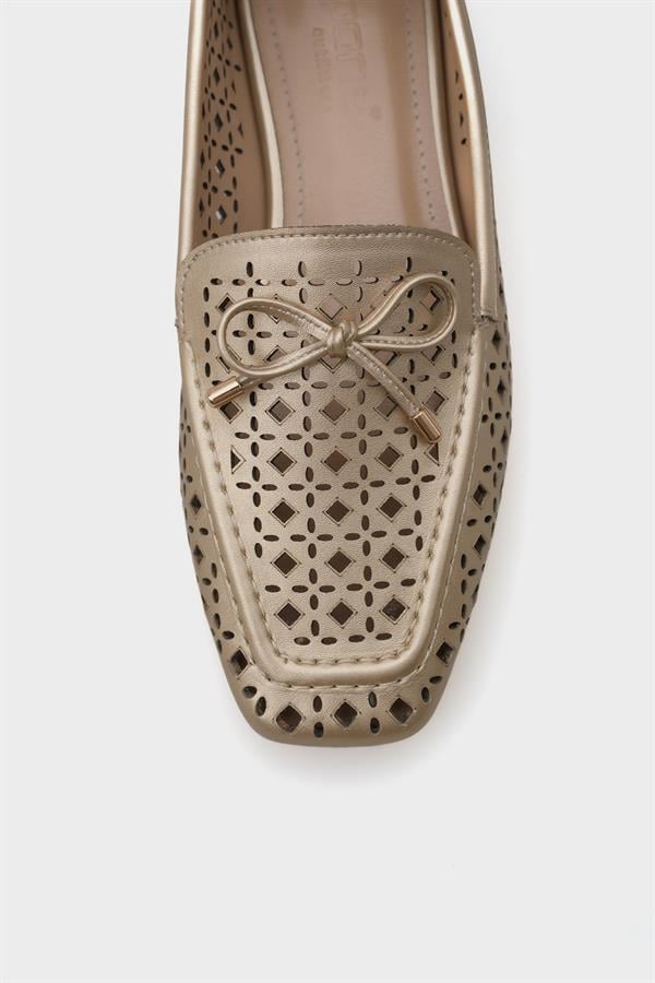 Capone Studded Metallic Women  Loafer image 3