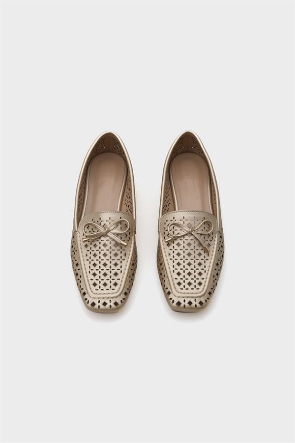 Capone Studded Metallic Women  Loafer image 6