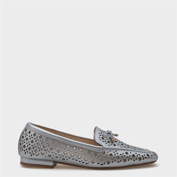 Capone Studded Metallic Women  Loafer image 2