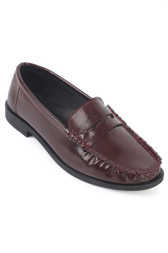 Capone Tania Women Burgundy Loafer