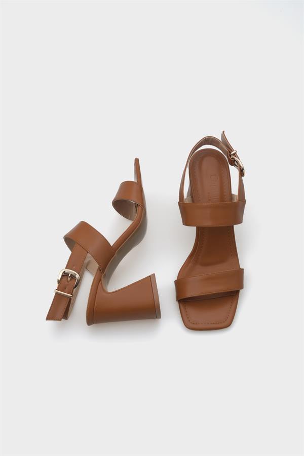Capone Tina Women Tan Sandal image 6