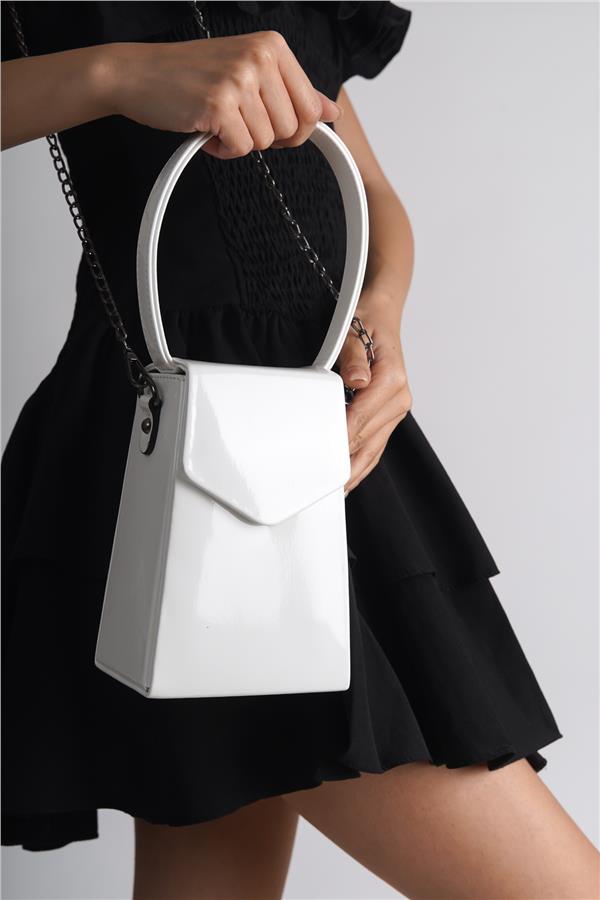 Capone Tokyo Women White Handbag image 2