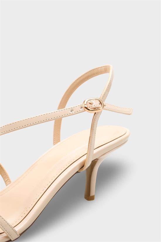 Capone Vanna Round Toe Band Mid Heel Patent Look Elegant Women Patent Ecru Shoe image 5