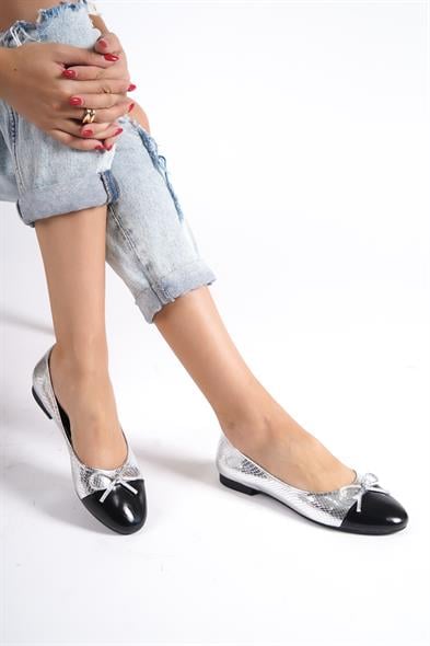 Capone Asia Woman Round Toe Two Piece Ballerinas image 6