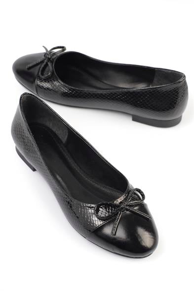 Capone Asia Woman Round Toe Two Piece Ballerinas image 3