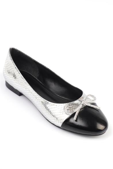 Capone Asia Woman Round Toe Two Piece Ballerinas image 5
