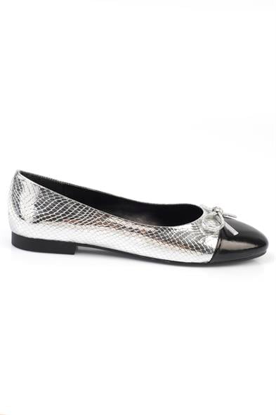 Capone Asia Woman Round Toe Two Piece Ballerinas image 4