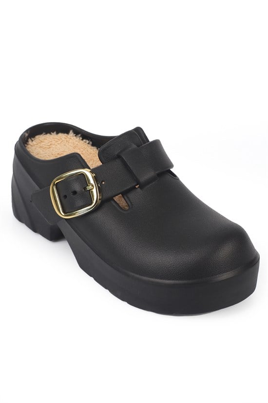 Capone Women Black Furry Sandal