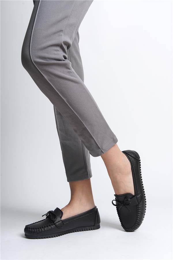 Capone Women Black Loafer image 2