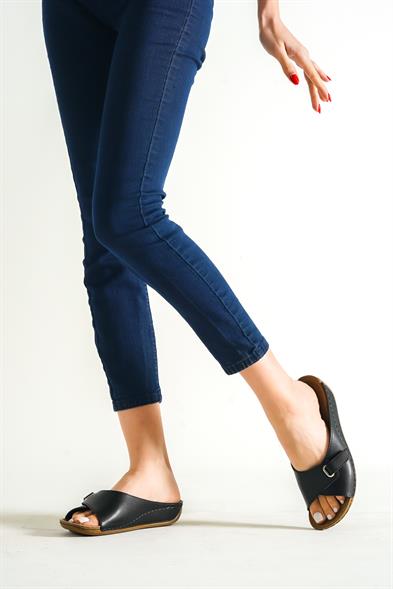 Capone Jenn Z0397 Women Black Slide Comfort Anatomical Sandals image 2