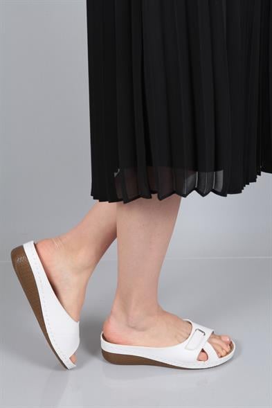 Capone Karen Z0777 Women White Slide Comfort Anatomical Sandals image 4