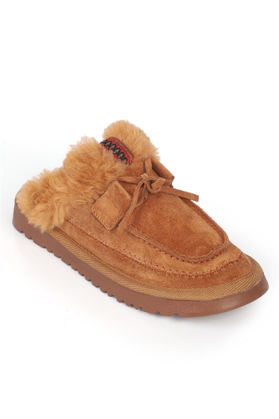 Capone Zaria Genuine Suede Faux Fur Lined Closed Toe Women Tan Sandal