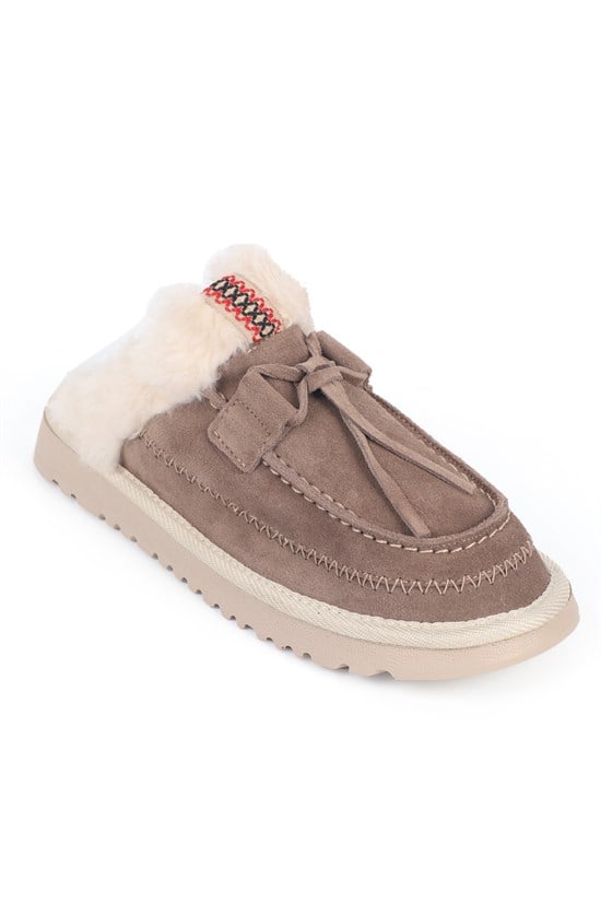 Capone Zaria Genuine Suede Faux Fur Lined Closed Toe Women Mink Sandal