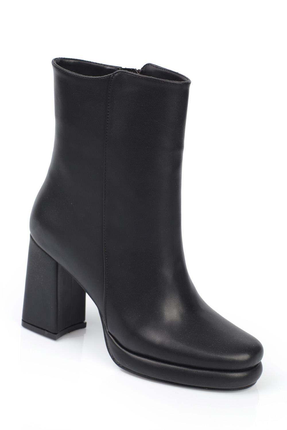 Capone Above Ankle Squoval Toe Side Zipper Platform Woman Booties