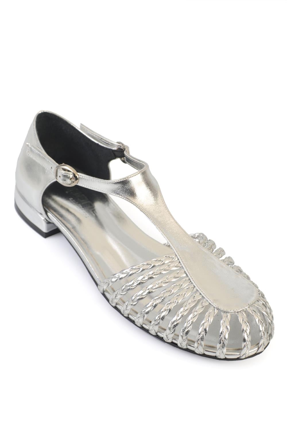 Capone Arleen Woven Low Heel Women Silver Ballet Flat