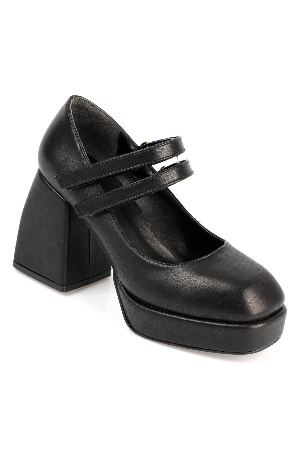 Capone Blunt Toe Mary Jane Platform Shoes