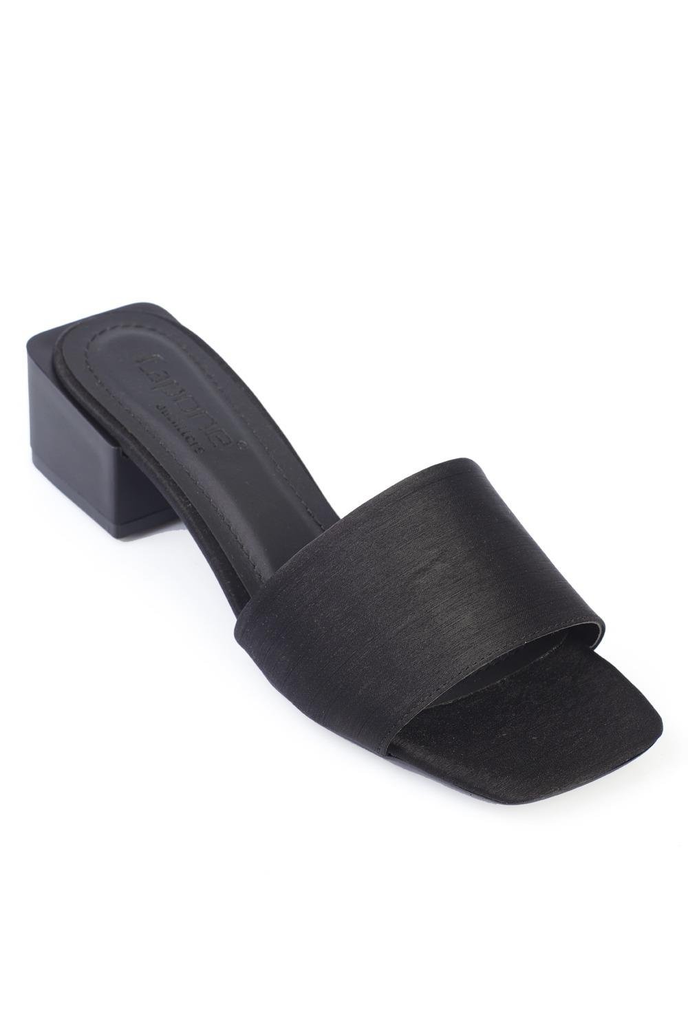 Capone Blunt Toe Single Band Heeled Satin Labrinth Pattern Woman Sandals