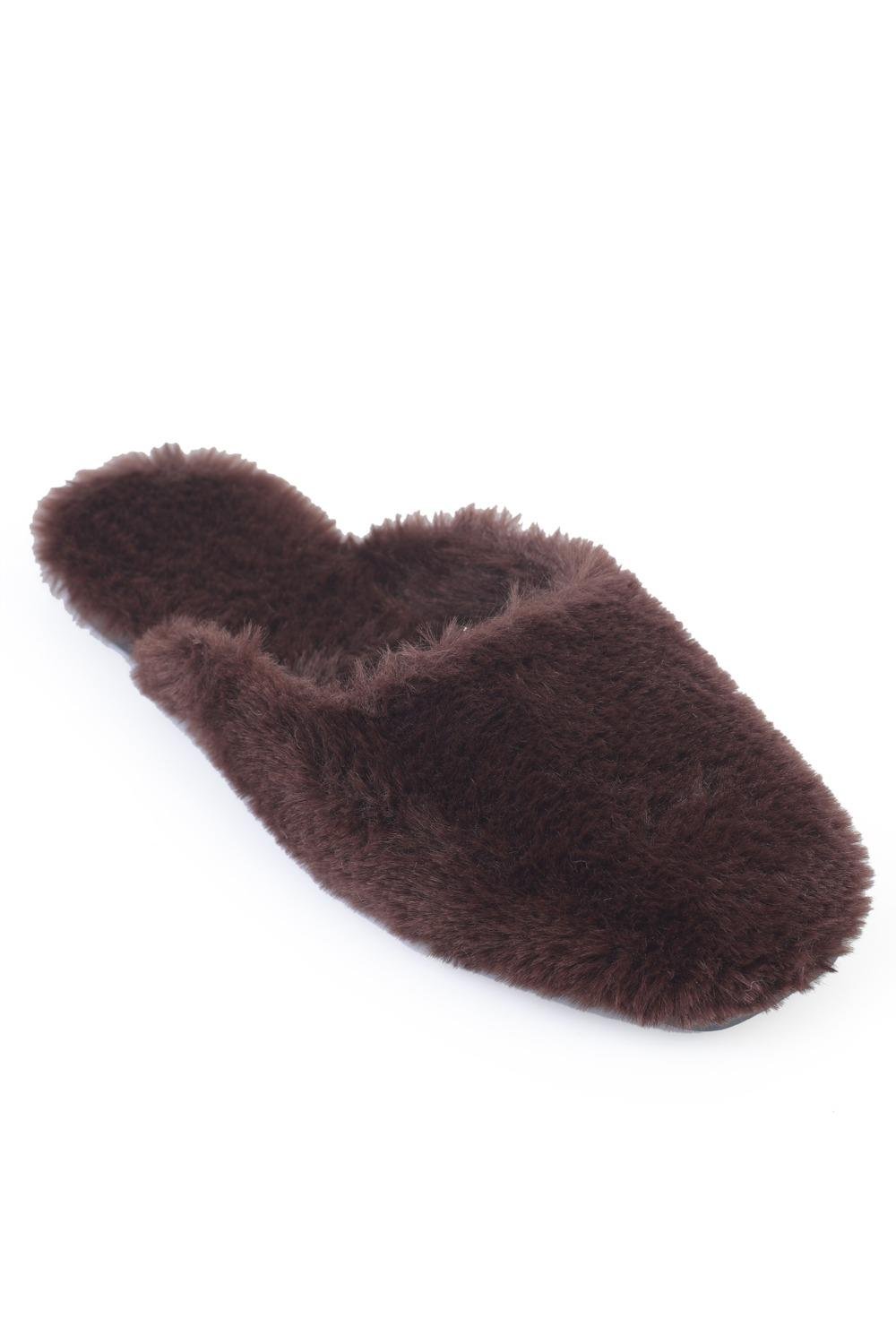 Capone Cecile Plushy Closed Toe Women Brown Slipper