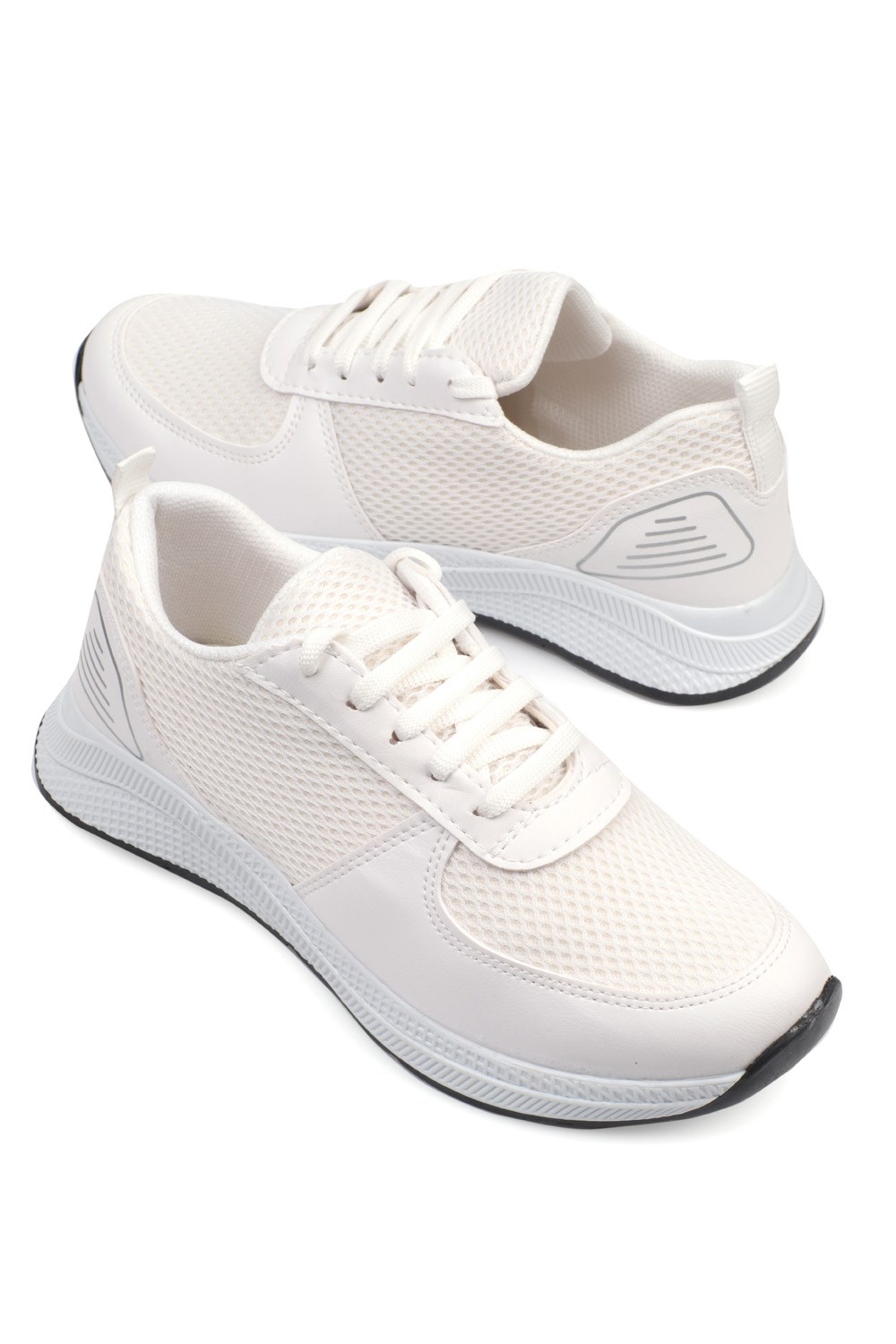 Capone Comfort Netted Sneaker