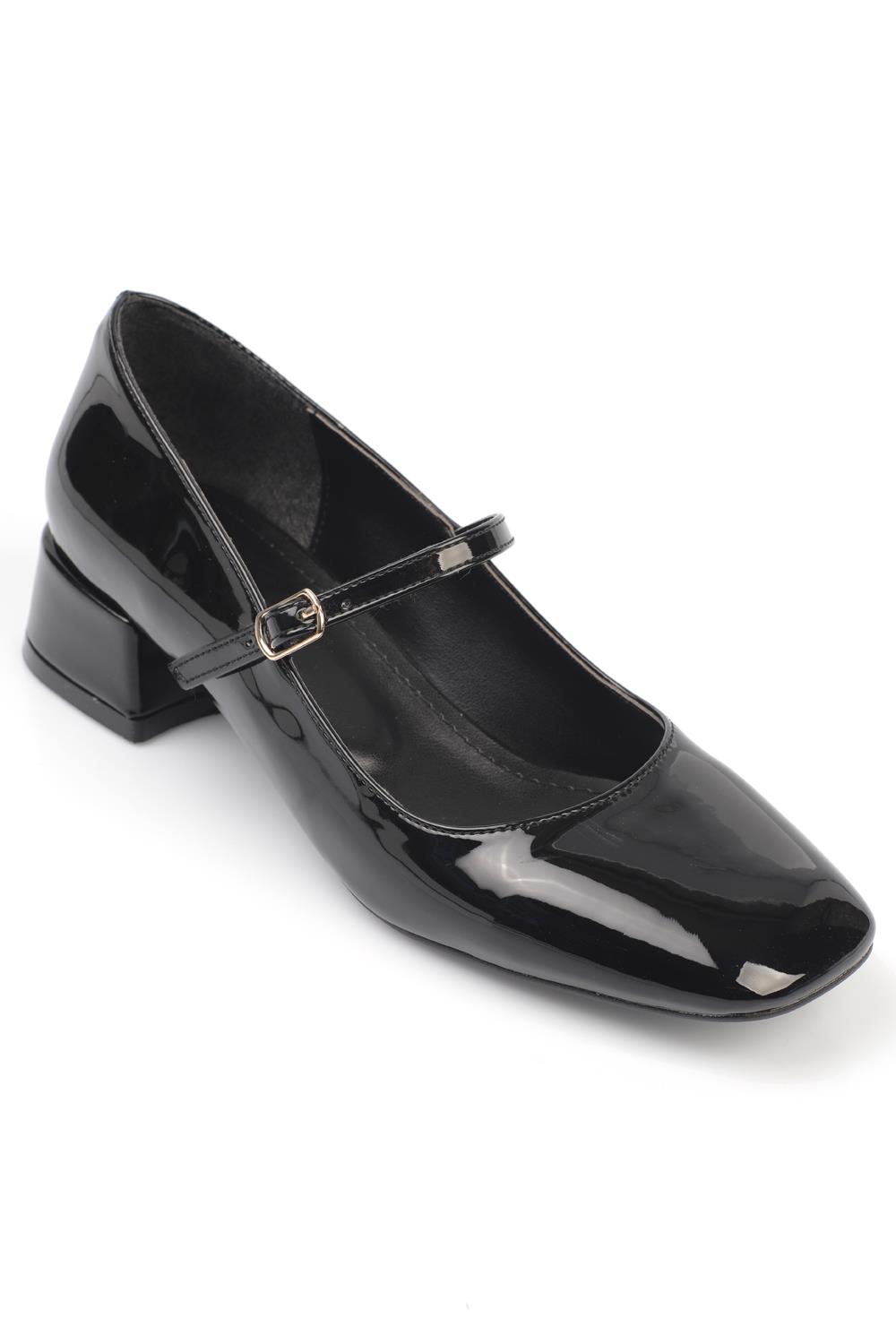 Capone Flat Toe Banded Low Heel Woman Shoes