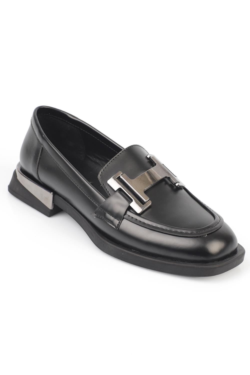 パンプス Women's Buckle Loafers CFHL901902 G.H. Bass Women's Lianna Kiltie Bit Buckle Fringe Super Lug