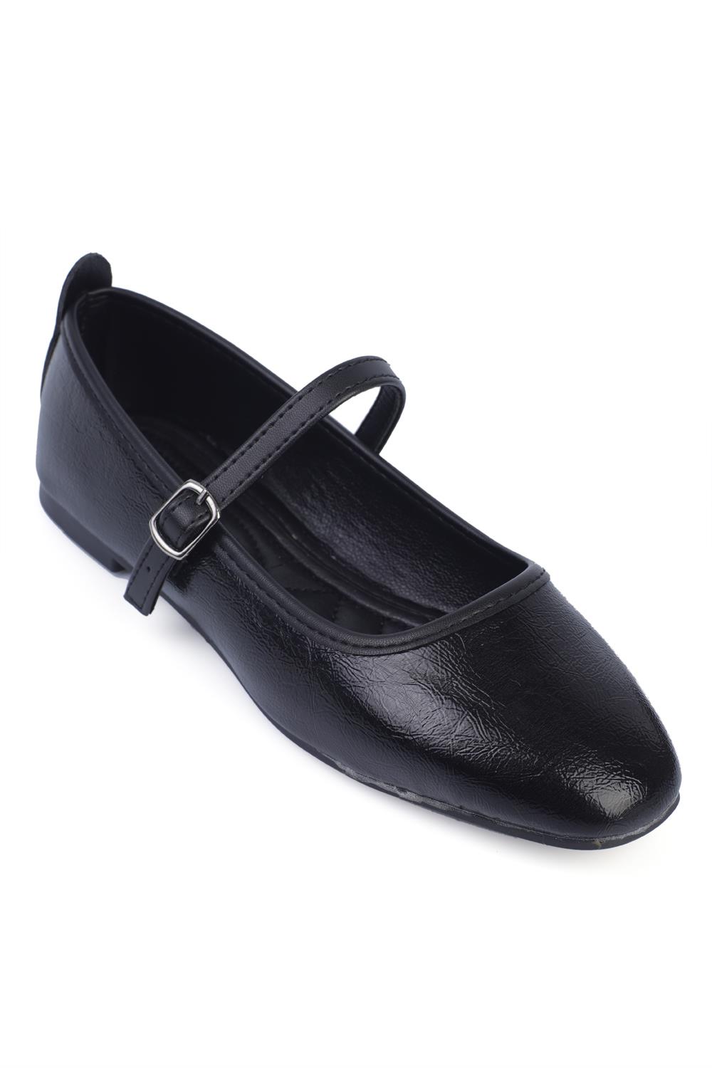 Capone Hana Trend Women Black Ballet Flats