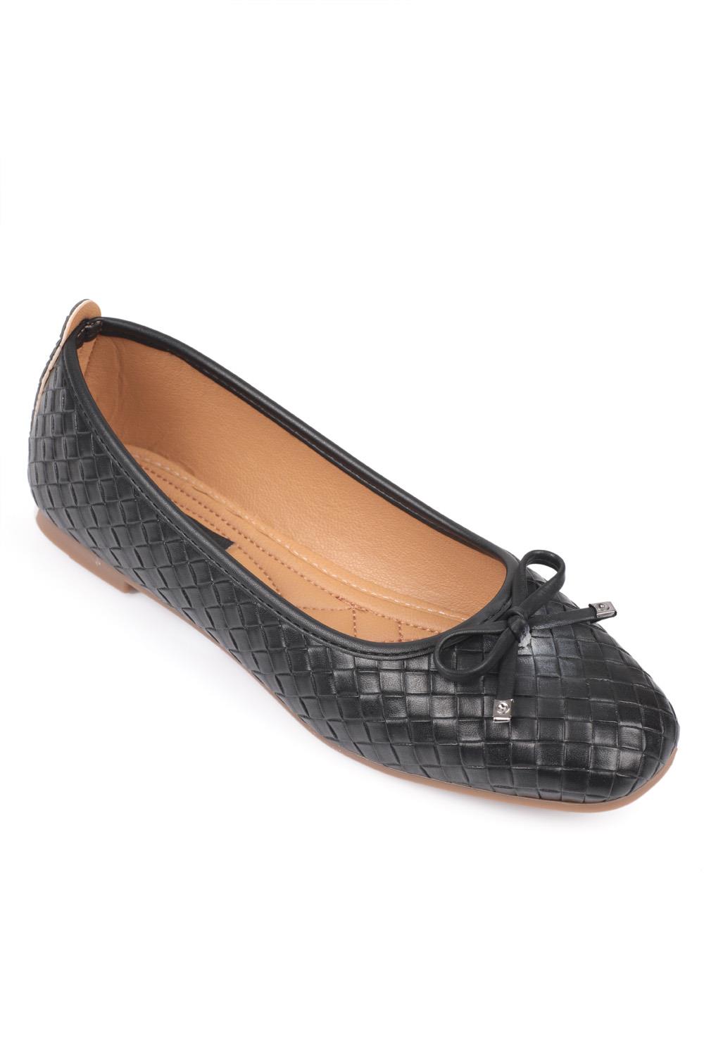 Capone Hana Trend Women Black Ballet Flats