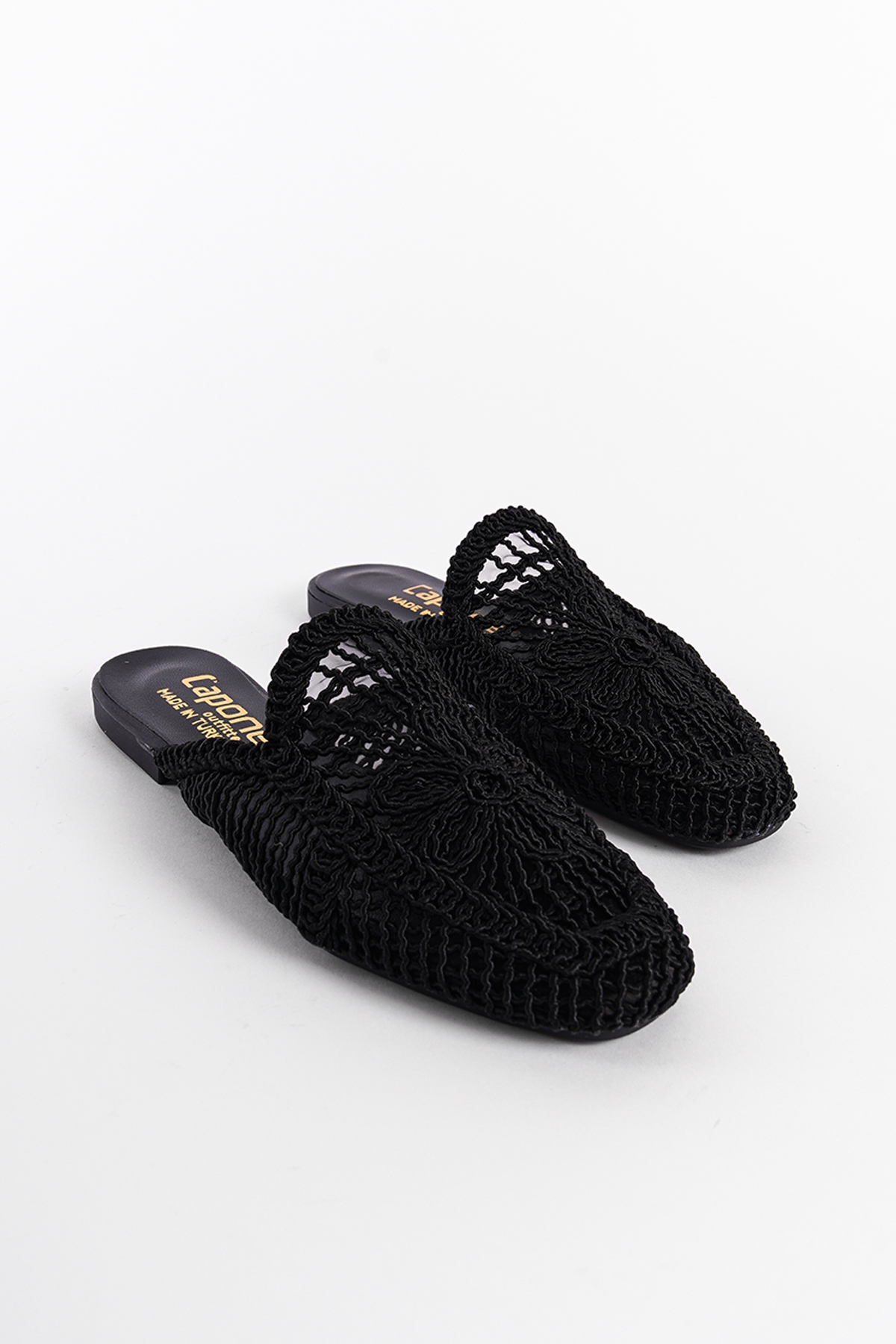 Capone Knitted Closed Toe Women Black Sandals