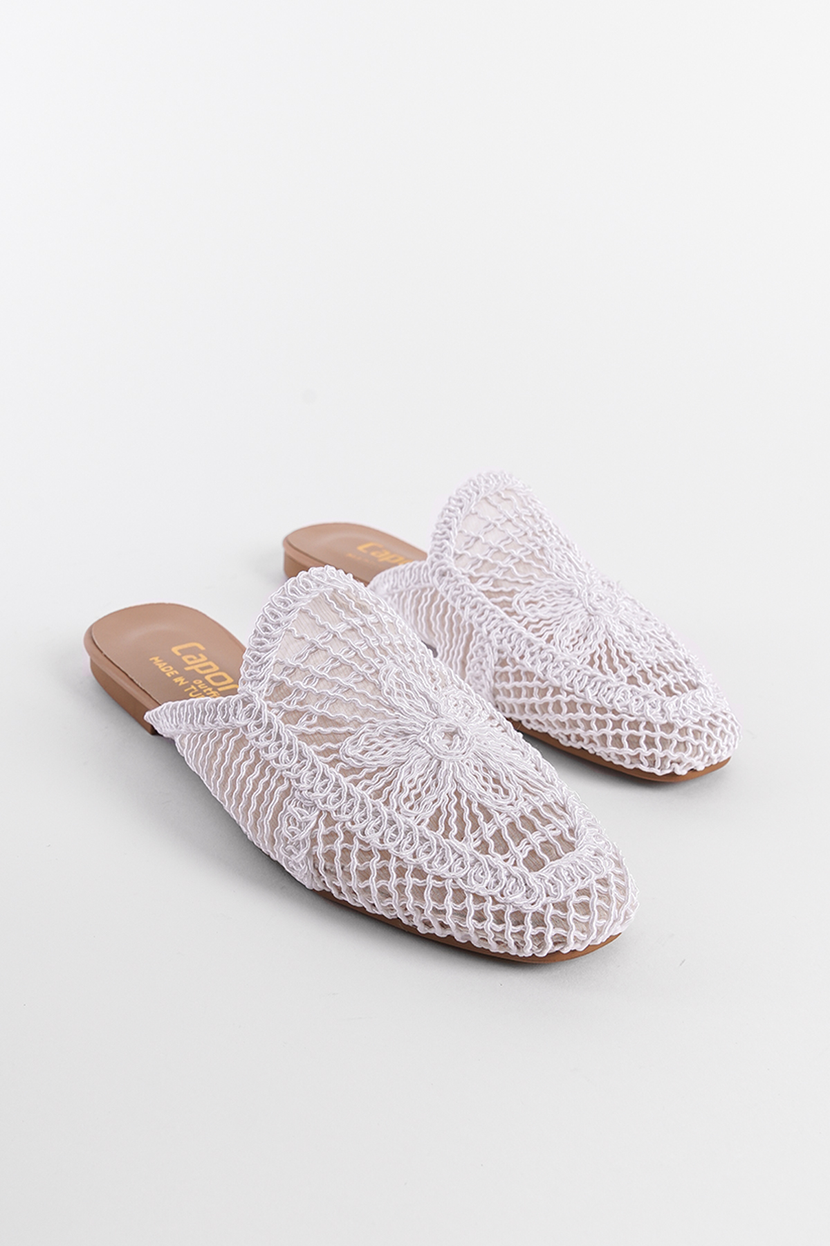 Capone Knitted Closed Toe Women White Sandals