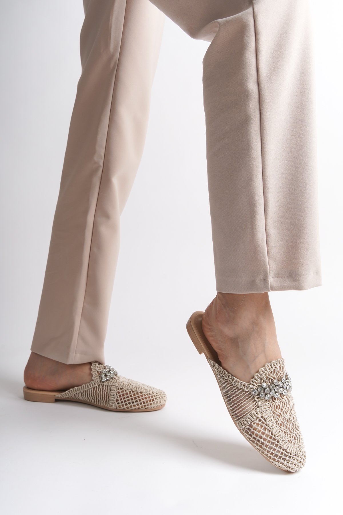 Capone Knitted Crystal Embellished Closed Toe Women Beige Sandals