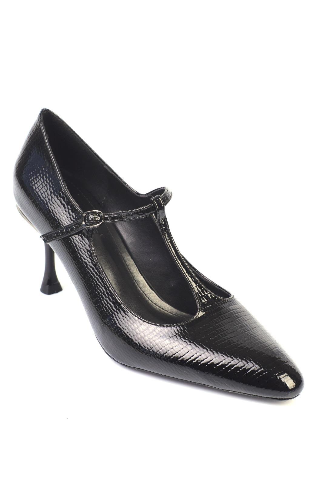 Capone Medium Heeled Strapped Snake Print Women Black Shoes