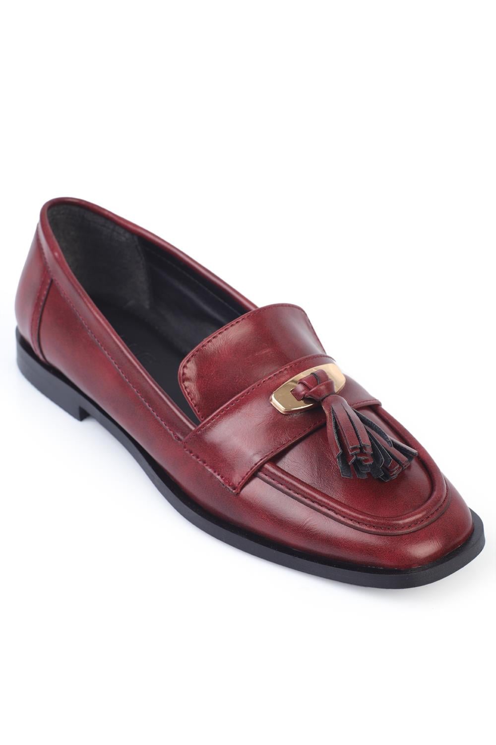 Capone Metal Buckle Tassel Women Burgundy Loafers