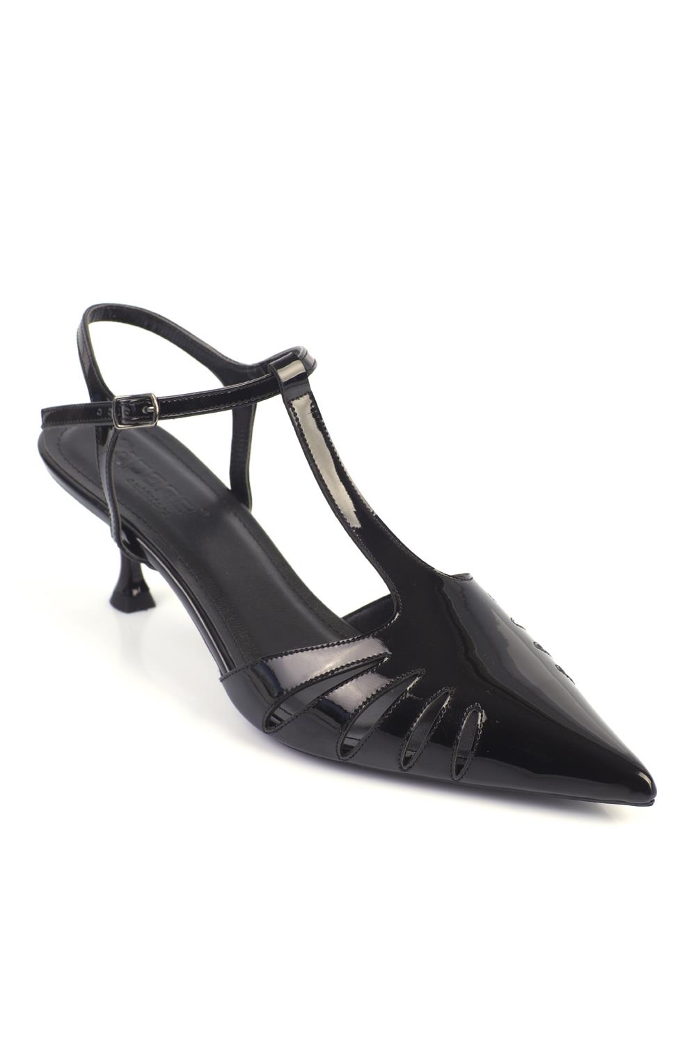 Capone Outfitters 2132 Women Patent Black Heeled