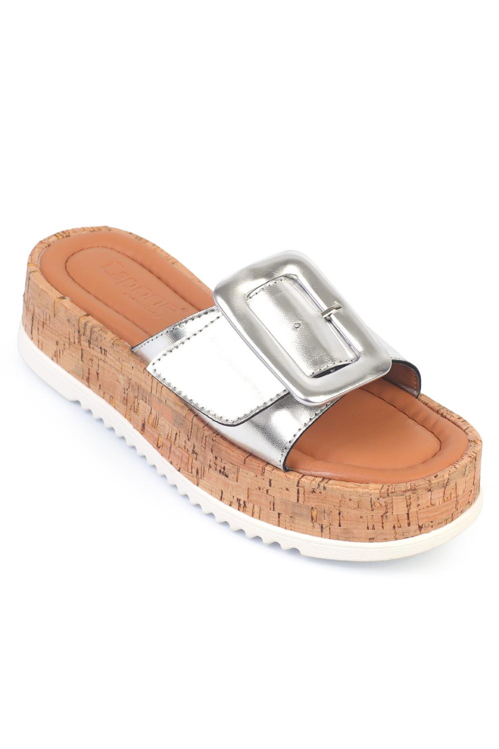 Capone Outfitters 83 Women Metallic Silver Sandal