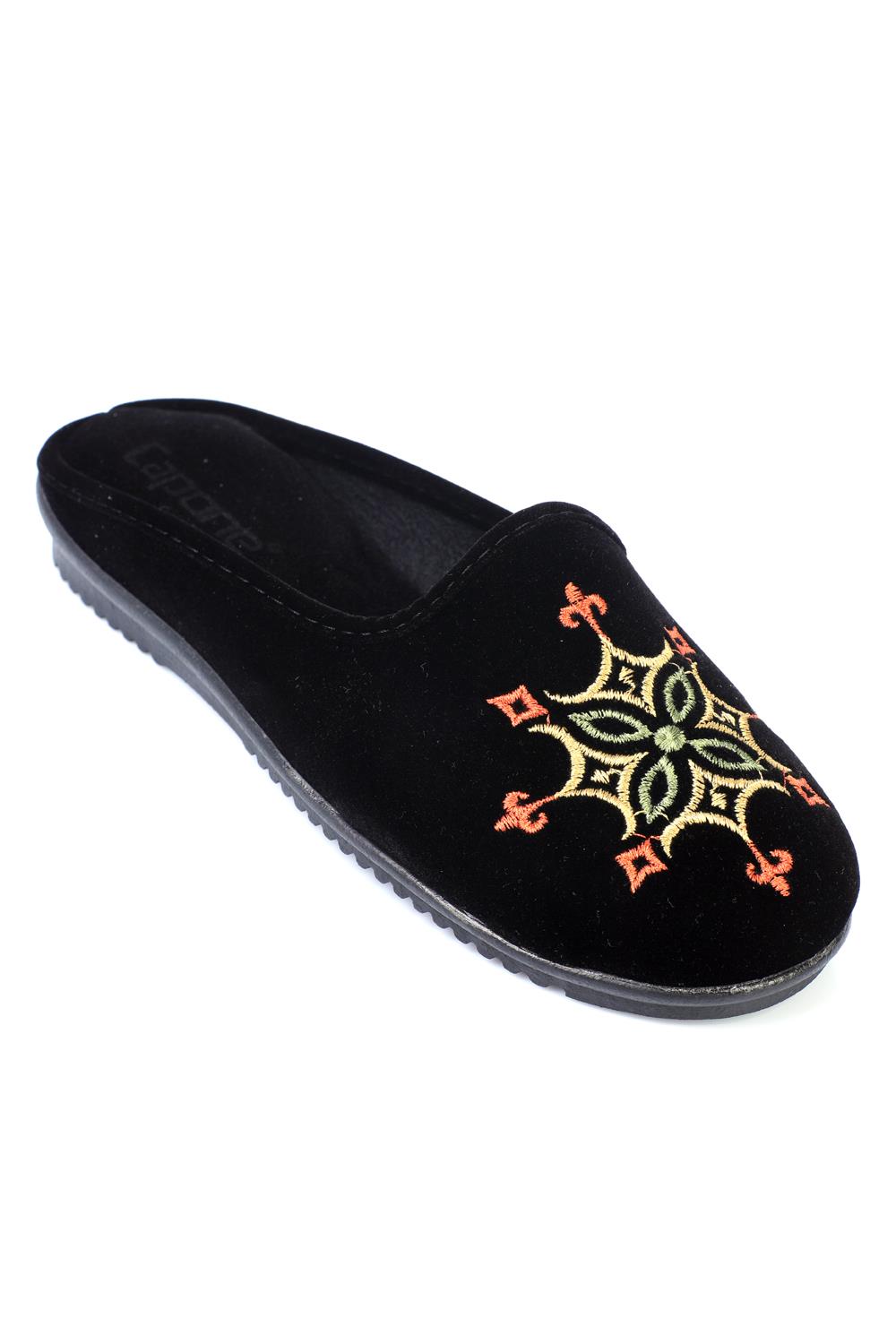Capone Outfitters E010 Women Black Slipper