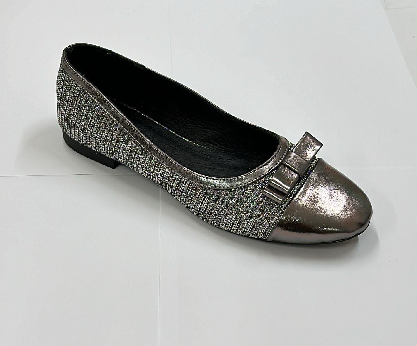 Capone Outfitters E23 Women Platinum Ballerina