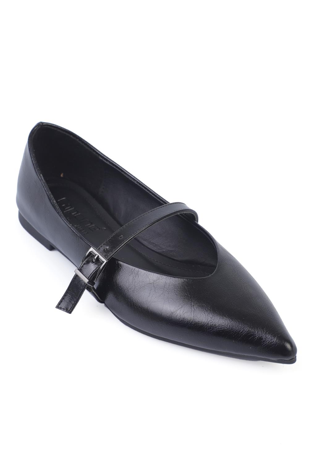 Capone Outfitters F94 Women Black Ballerina