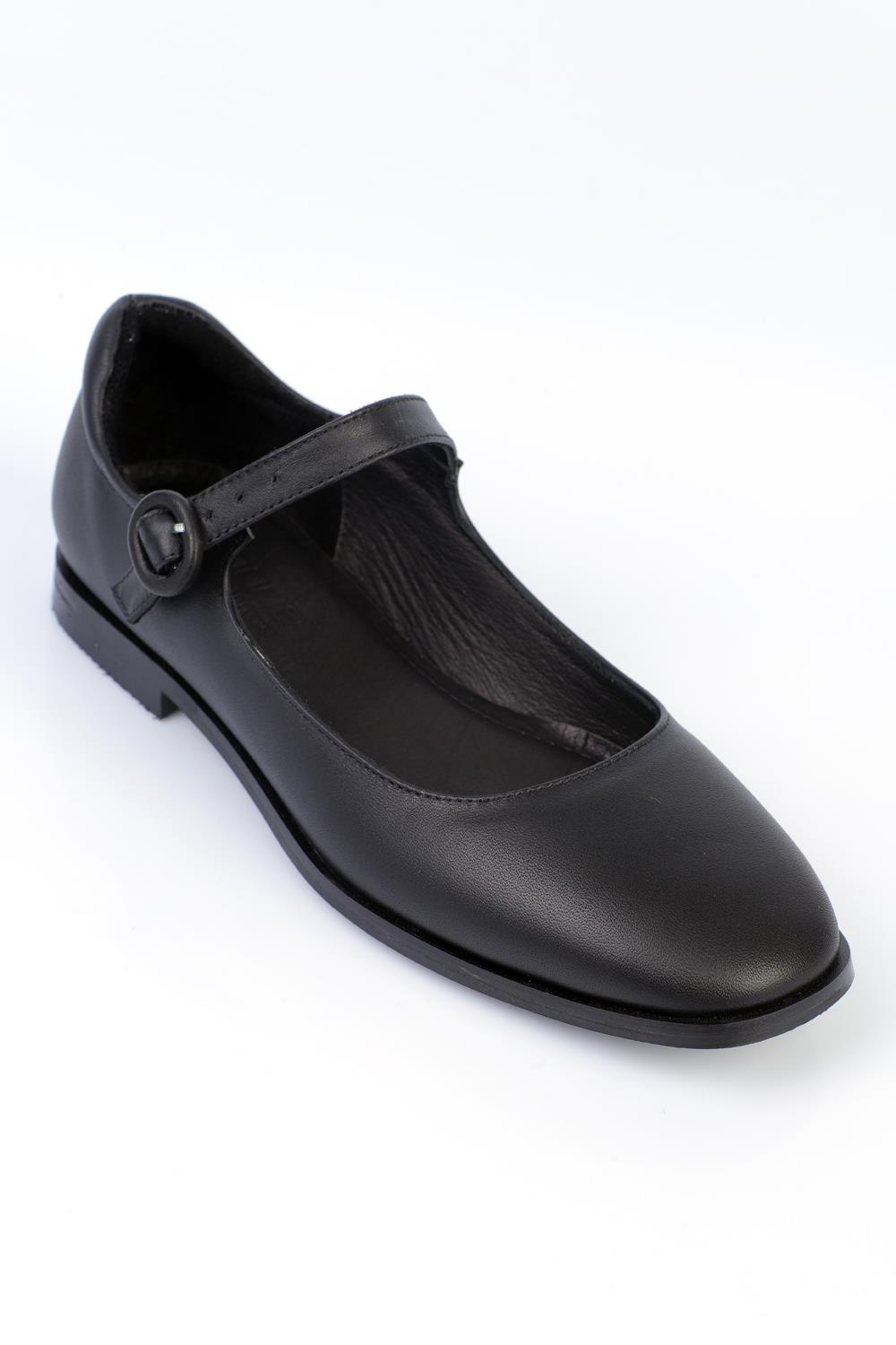 Capone Outfitters L40 Women Black Ballerina