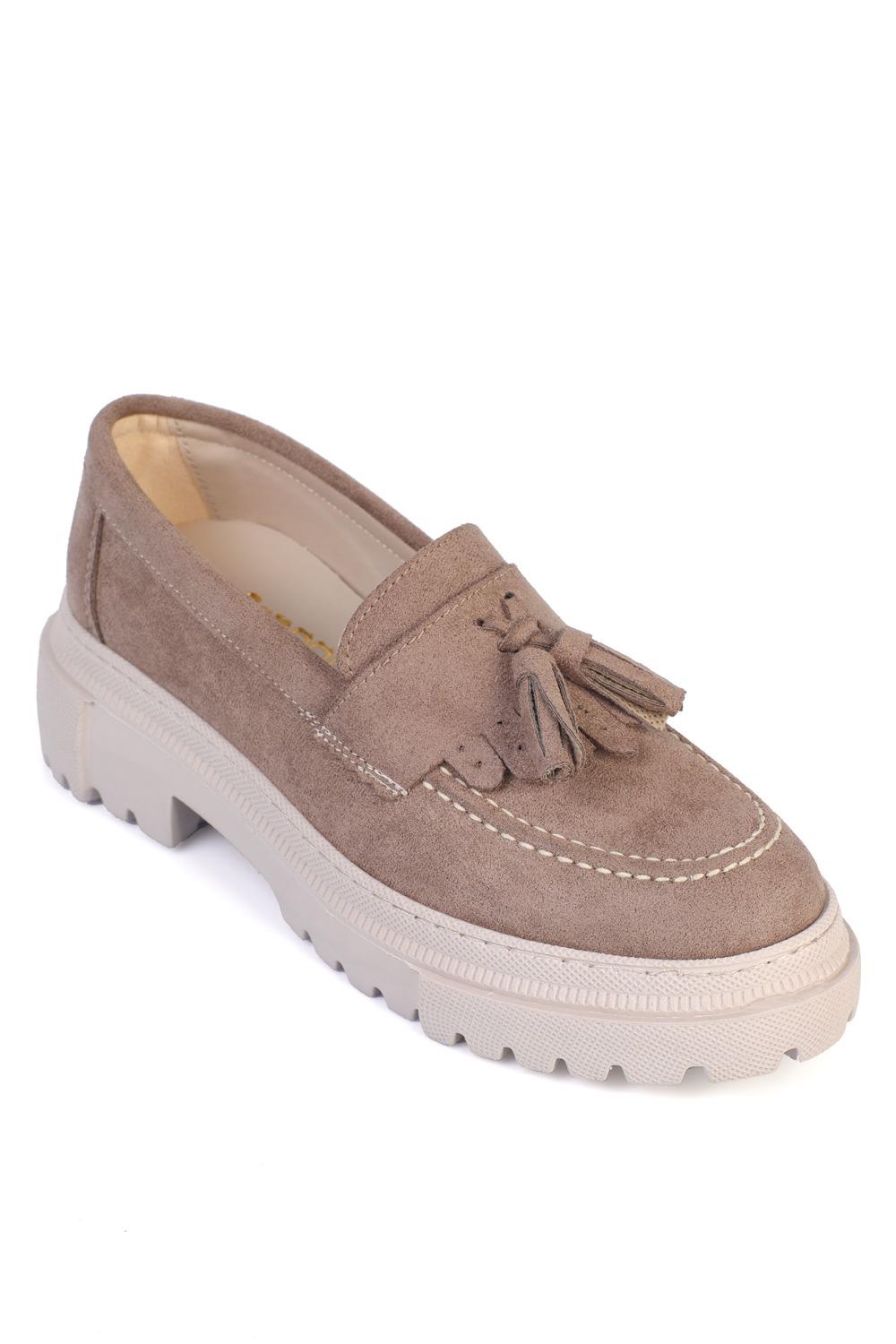 Capone Oval Toe Tassel Track Sole Suede Woman Loafer