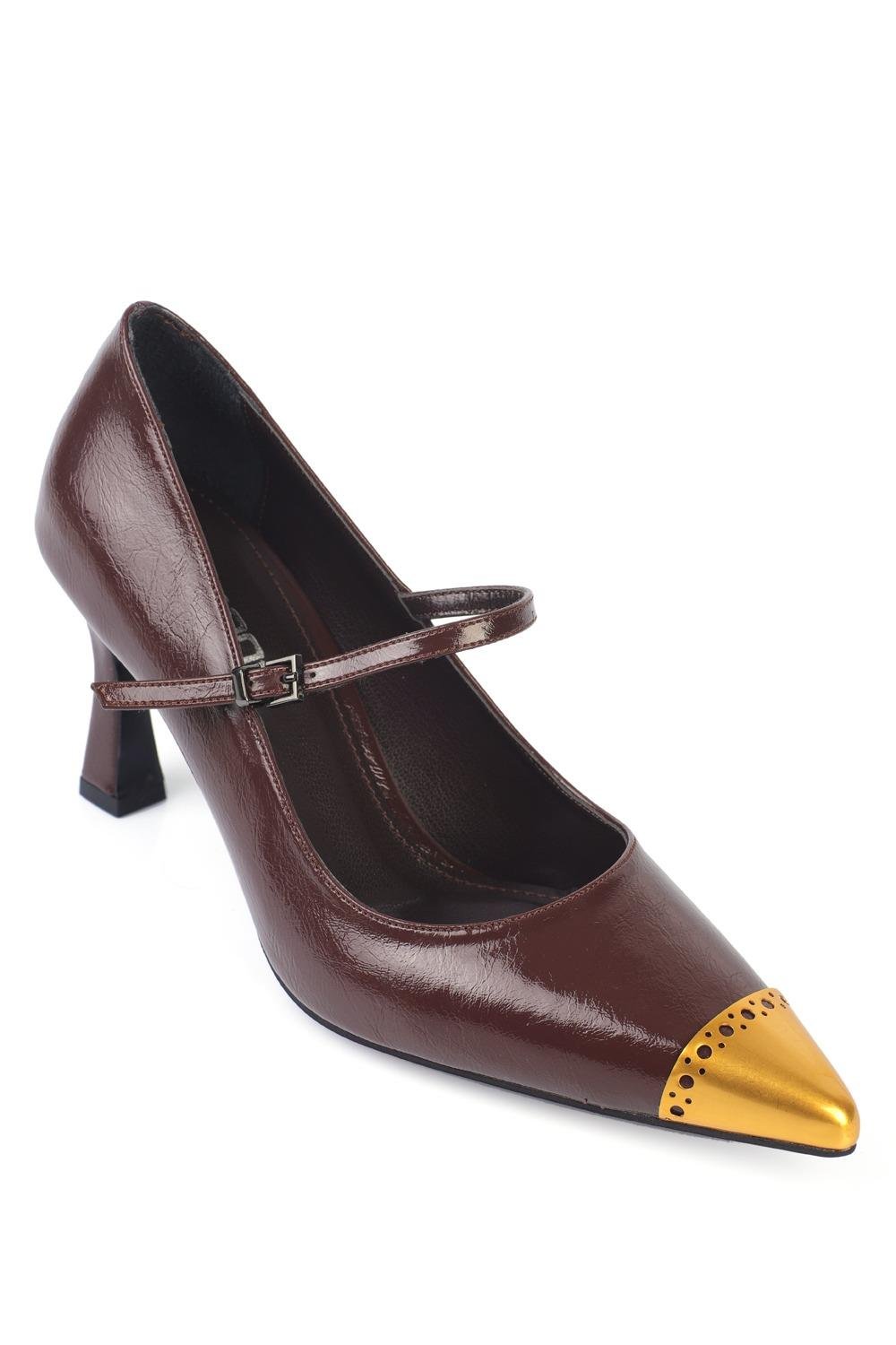 Capone Pointed Metal Toe Faux Patent Women Brown Shoes