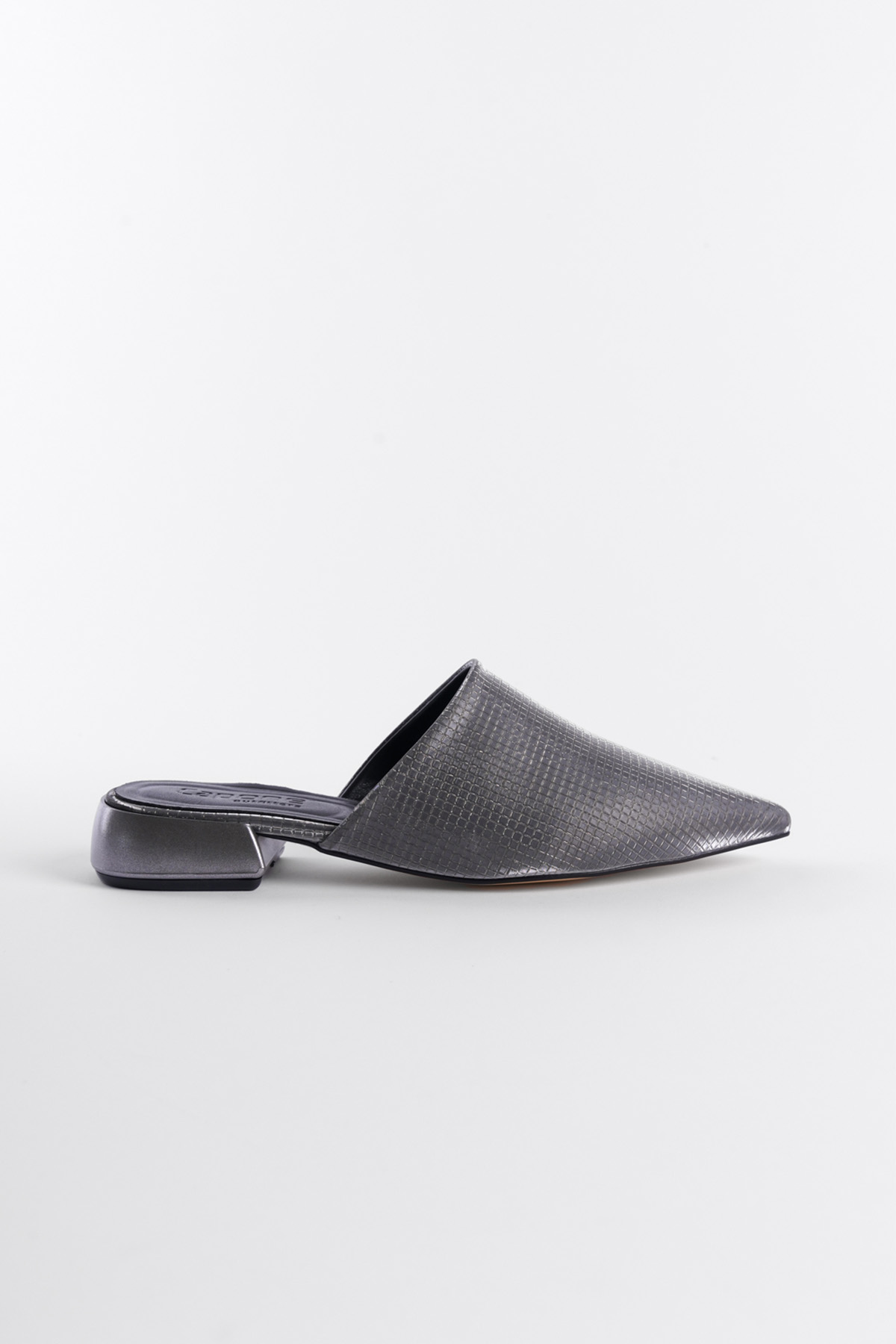 Capone Pointed Toe Short Heeled Closed Women Platıum Sandals