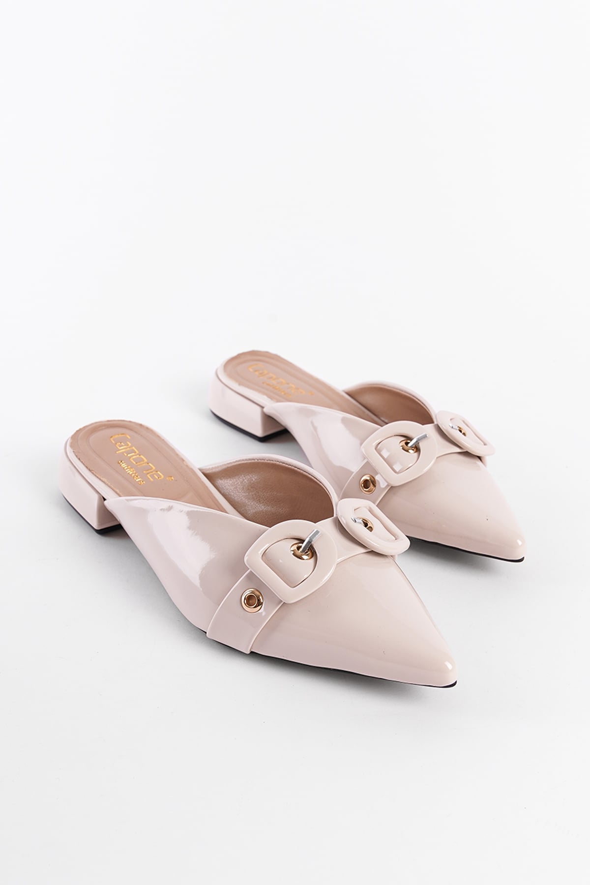Capone Pointed Toe Short Heeled Double Buckle Closed Women Patent Ecru Sandals