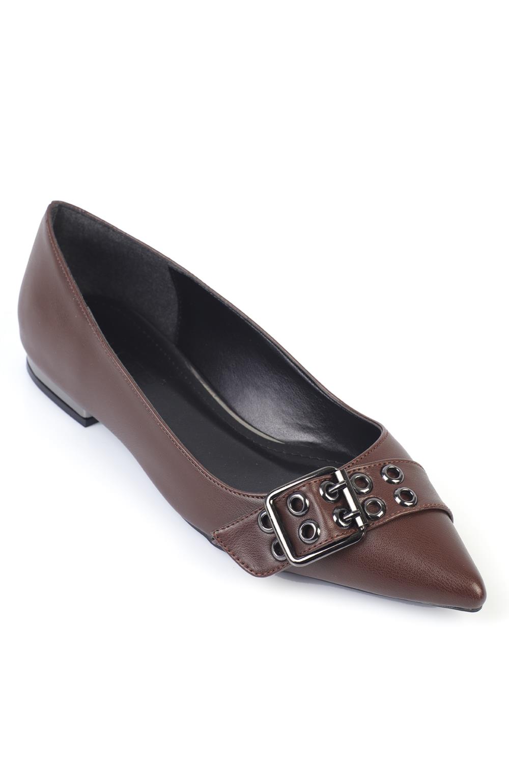 Capone Pointed Toe Short Heeled Metal Accessorized Women Brown Ballerinas