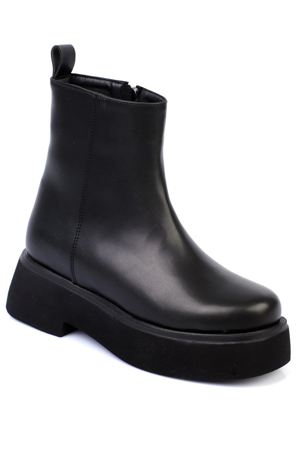 Capone Round Toe Side Zipper Track Sole Woman Boots