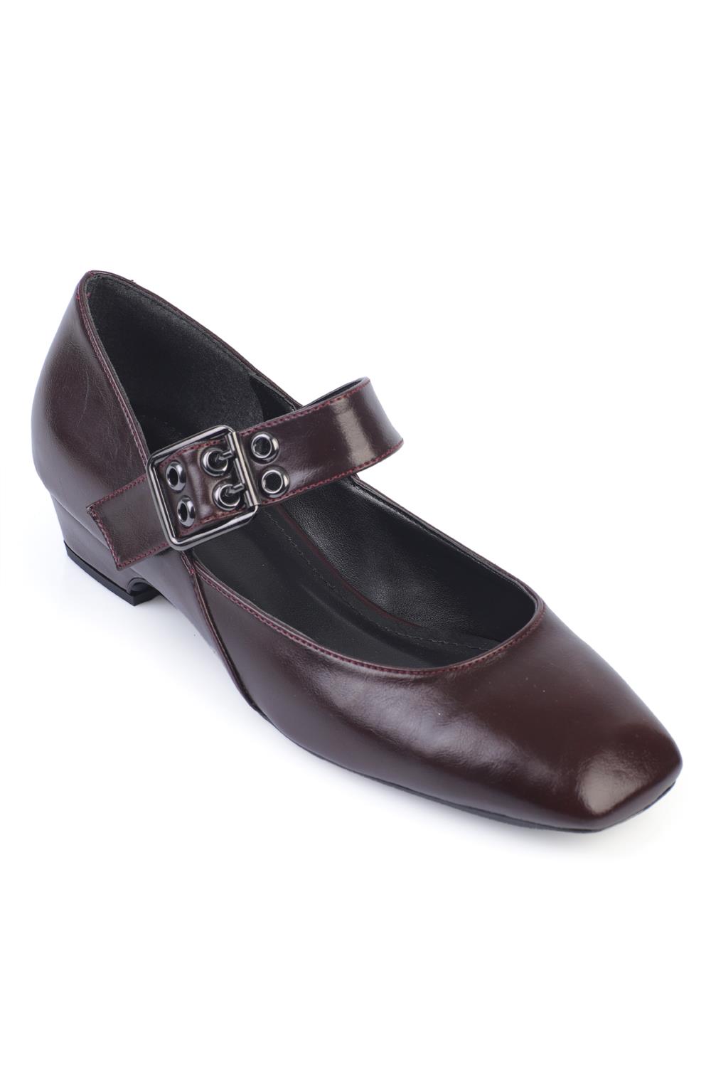 Capone Short Heeled Blunt Toe Strapped Women Burgundy Mary Jane Shoes