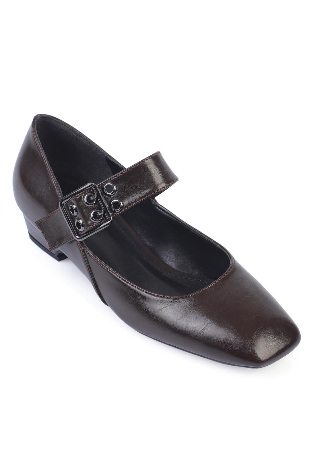 Capone Short Heeled Blunt Toe Strapped Women Brown Mary Jane Shoes