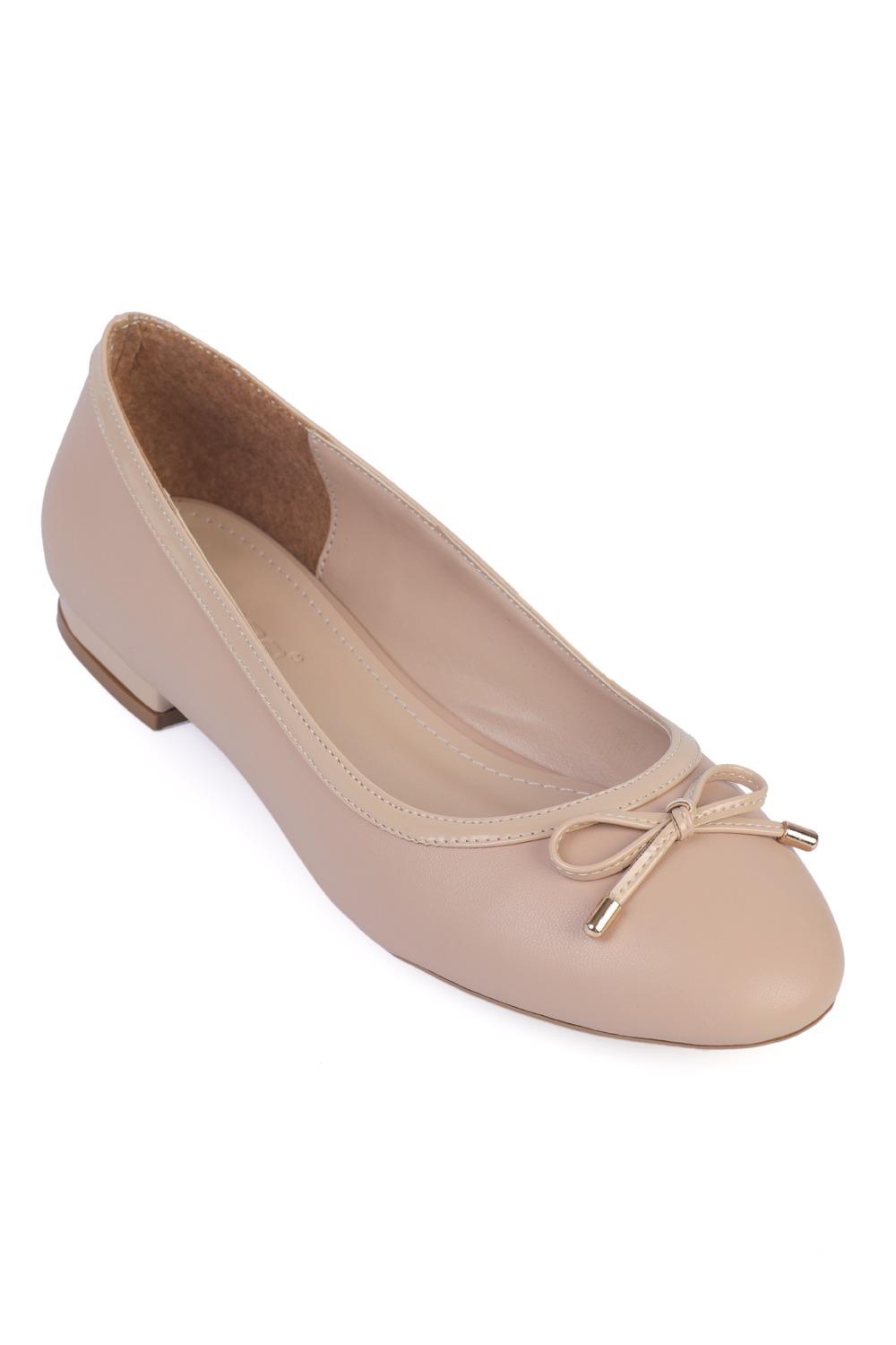 Capone Short Heeled Women Beige Ballerinass