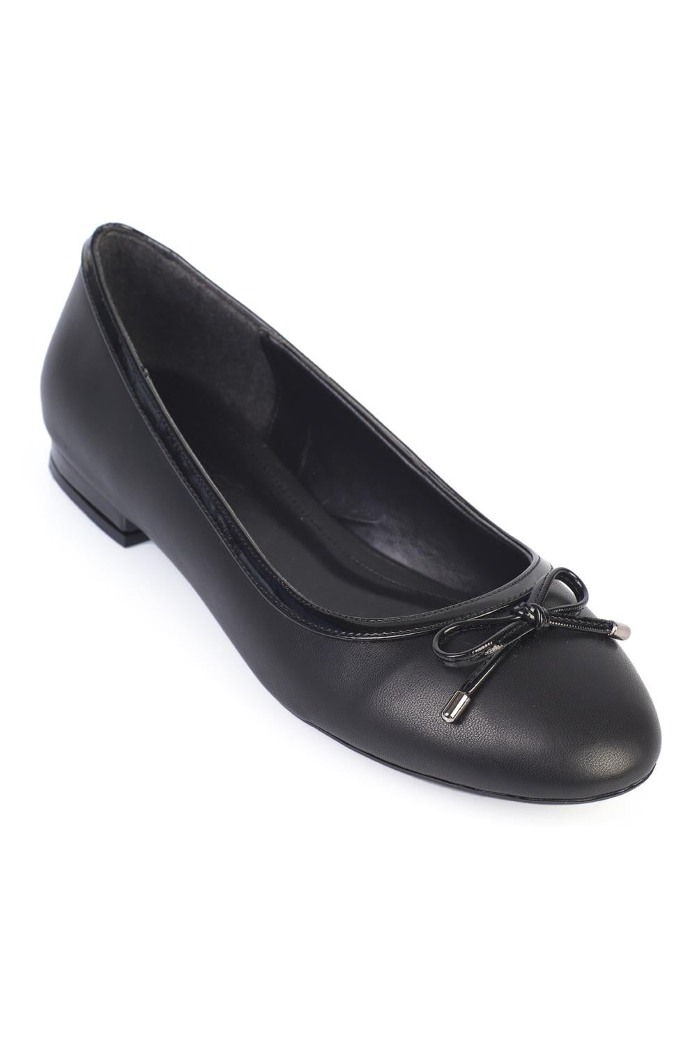 Capone Short Heeled Women Black Ballerinass