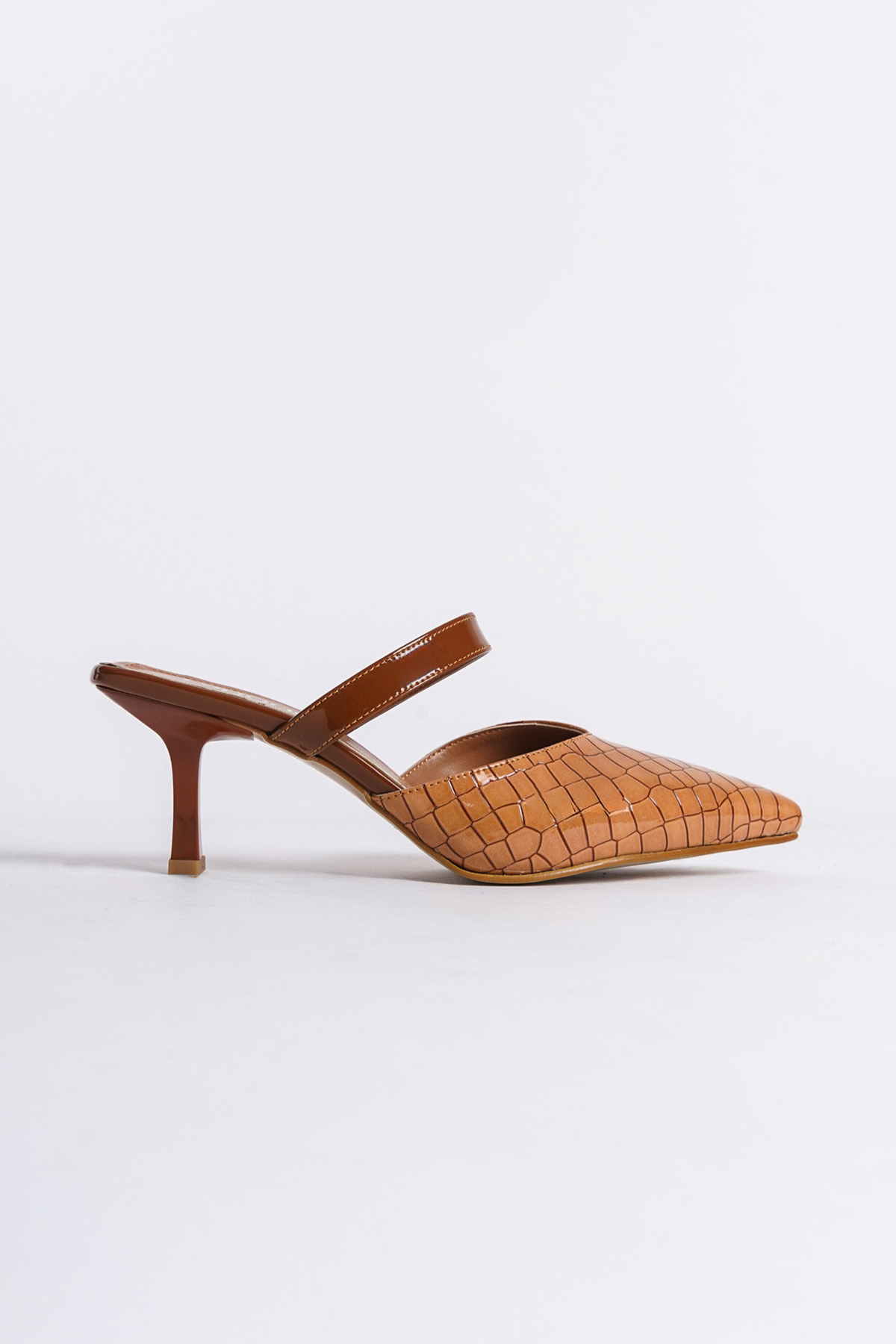 Capone Woman Heels Sandals