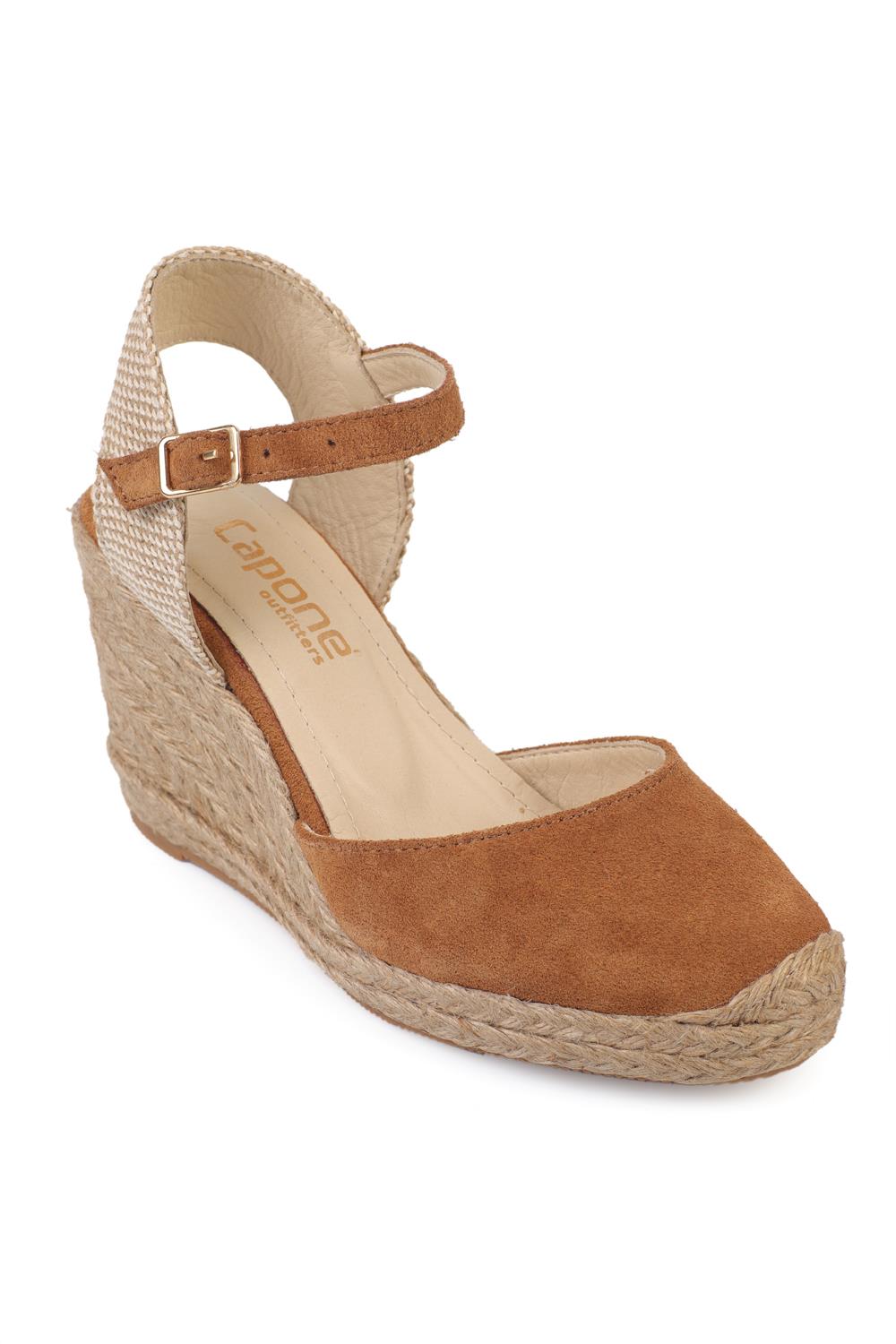 Capone Women Sued Tan Sandal